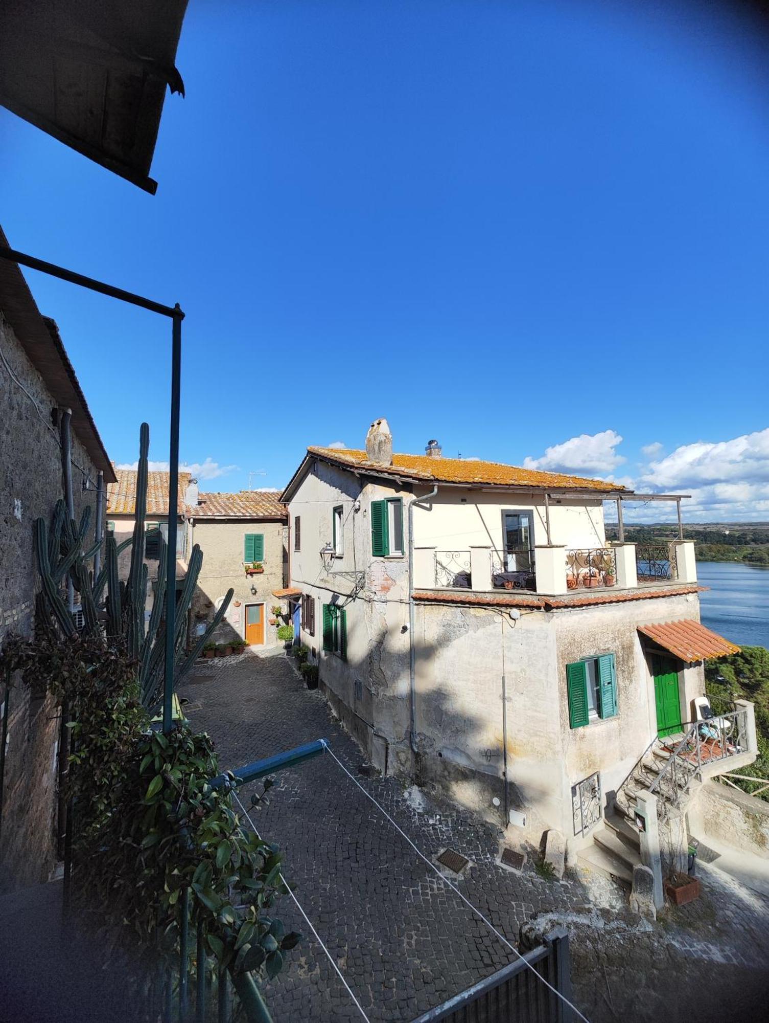 Chalet Romantico Sul Lago Daire Anguillara Sabazia Dış mekan fotoğraf