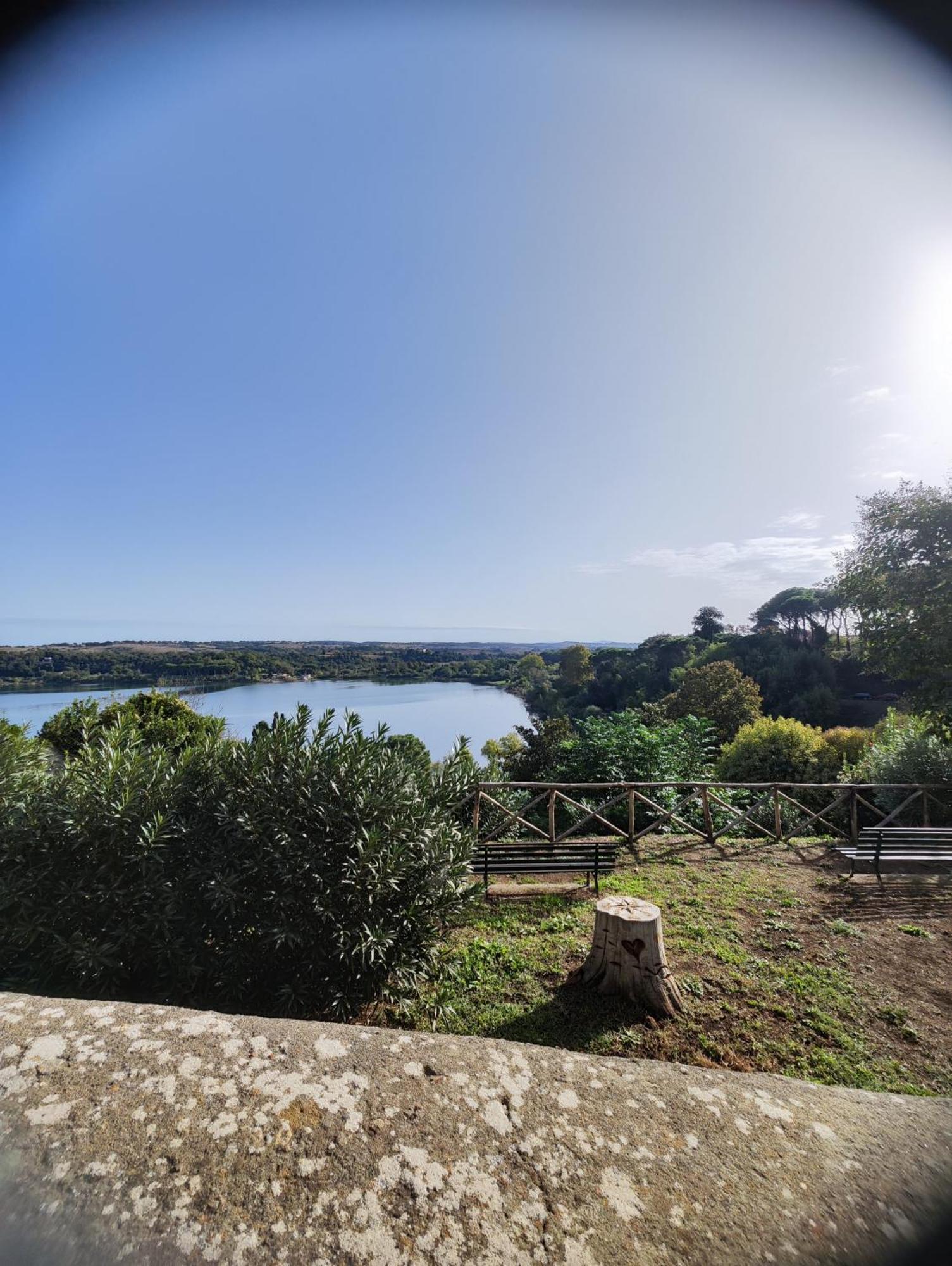 Chalet Romantico Sul Lago Daire Anguillara Sabazia Dış mekan fotoğraf