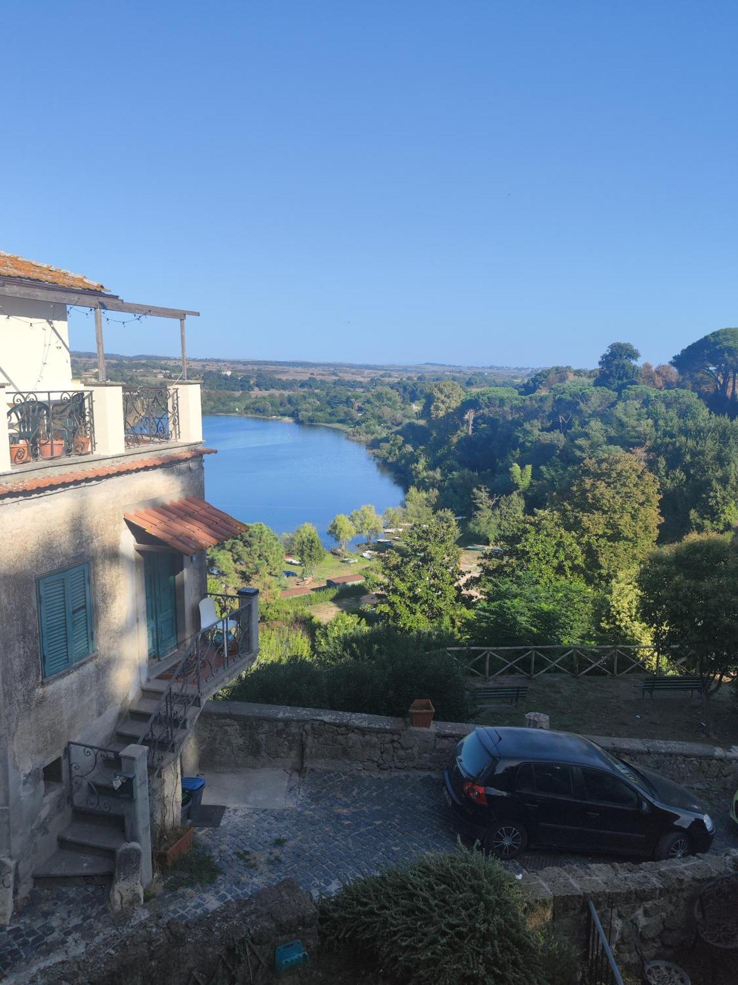 Chalet Romantico Sul Lago Daire Anguillara Sabazia Dış mekan fotoğraf